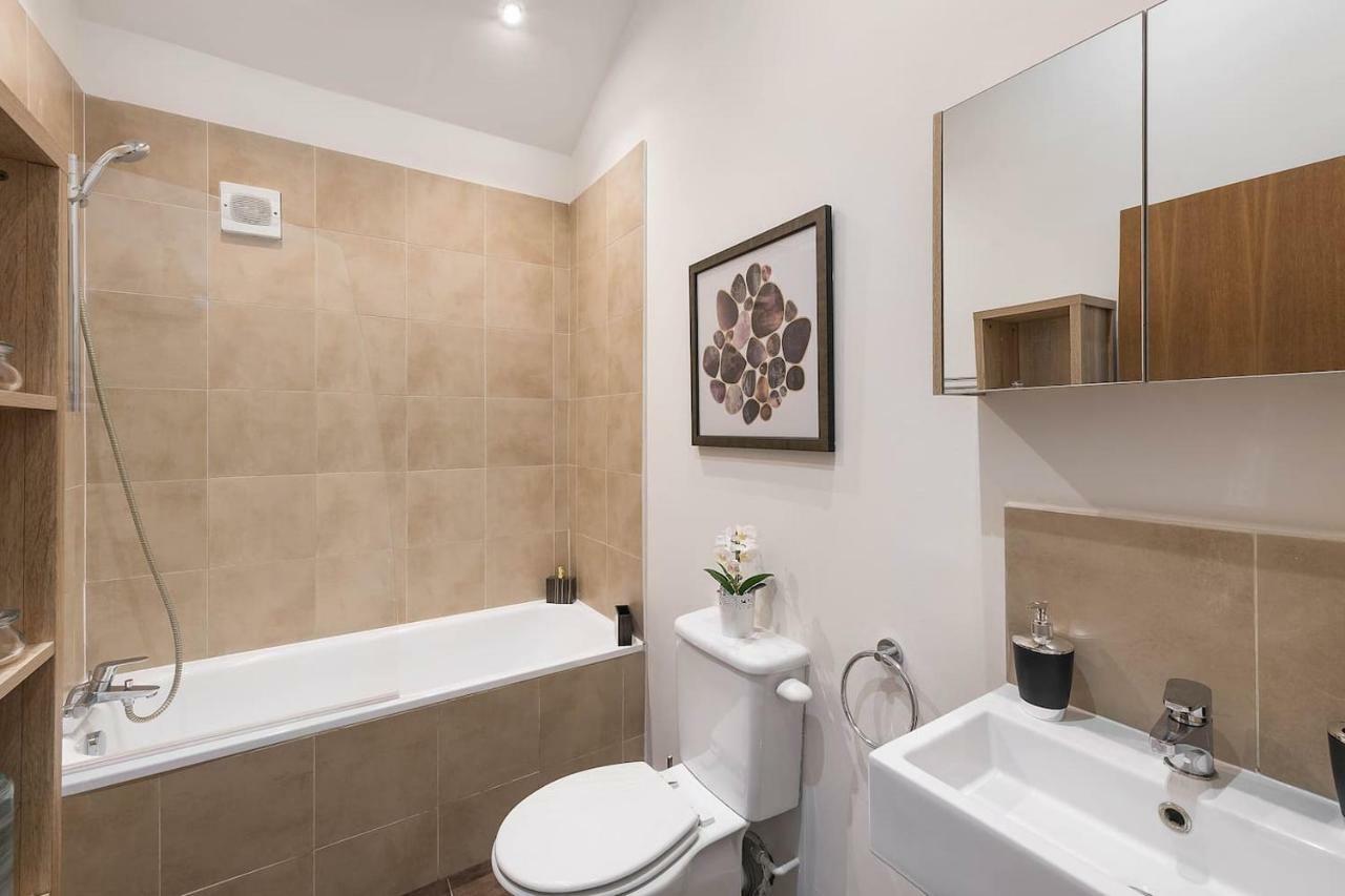 Beautiful West London House Villa Exteriör bild